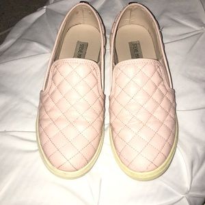 Steve Madden Pink Shoes size 7